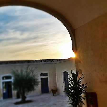 Masseria Della Volpe Casale Modica Exteriör bild